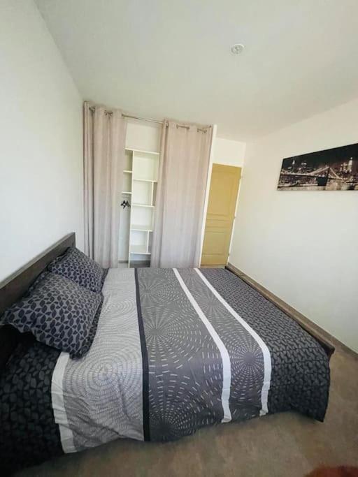 Jolie Maison De Village 2 Chambres Ouveillan Екстер'єр фото